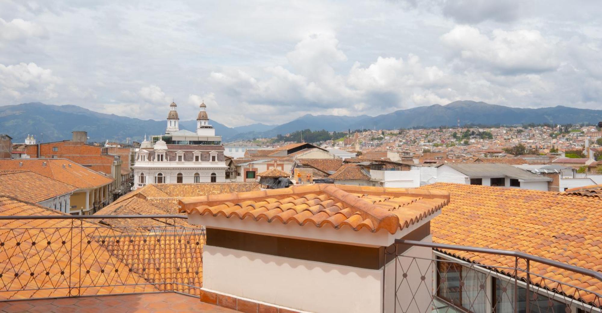 Parc Royale Suites Hotel Cuenca Exterior photo